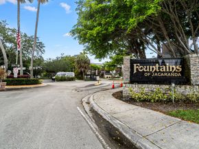 101 SW 96th Ter 204, Plantation FL 33324