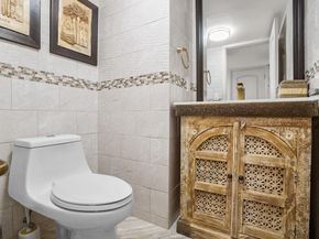 101 SW 96th Ter 204, Plantation FL 33324