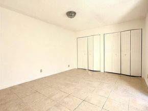 812 SW 73 Av 8, North Lauderdale FL 33068