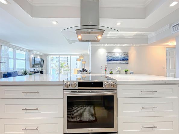 5440 N Ocean Drive 407, Singer Island FL 33404