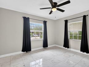 40 NW 68th St, Miami FL 33150