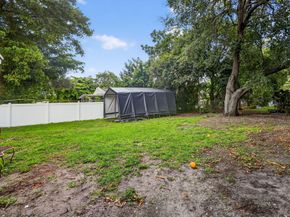 40 NW 68th St, Miami FL 33150