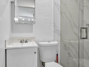 40 NW 68th St, Miami FL 33150