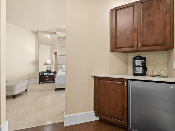 4600 N Ocean Drive 406, Singer Island FL 33404