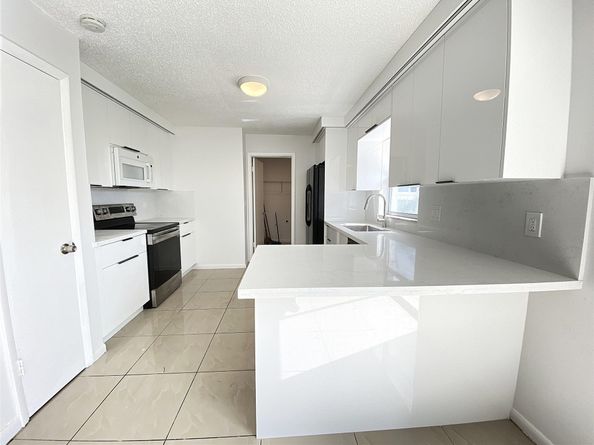 225 Wrena Drive, West Palm Beach FL 33409