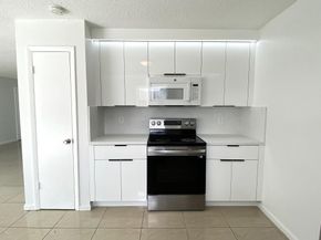 225 Wrena Drive, West Palm Beach FL 33409