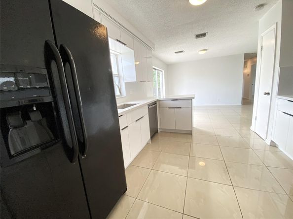 225 Wrena Drive, West Palm Beach FL 33409