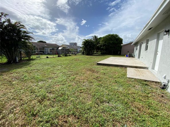 225 Wrena Drive, West Palm Beach FL 33409
