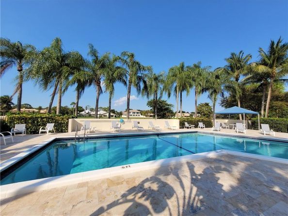 5900 Camino Del Sol 203, Boca Raton FL 33433