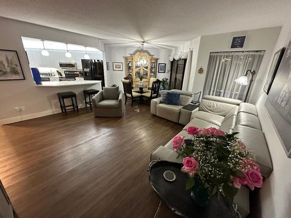 5900 Camino Del Sol 203, Boca Raton FL 33433