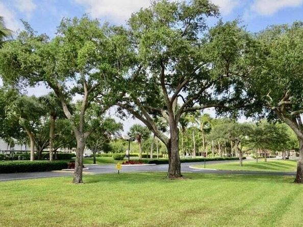 5900 Camino Del Sol 203, Boca Raton FL 33433
