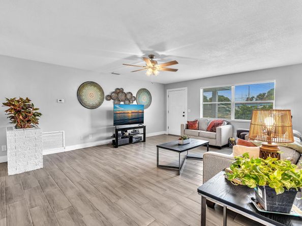 1434 7th Street, West Palm Beach FL 33401