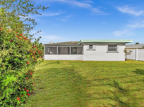 1434 7th Street, West Palm Beach FL 33401