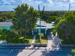 906 N A Street, Lake Worth Beach FL 33460