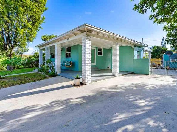 906 N A Street, Lake Worth Beach FL 33460