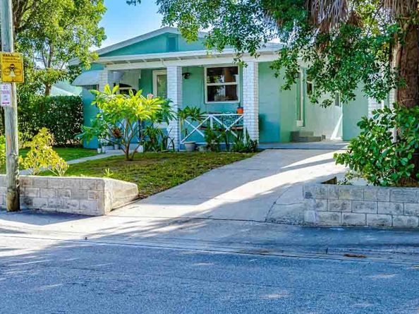 906 N A Street, Lake Worth Beach FL 33460