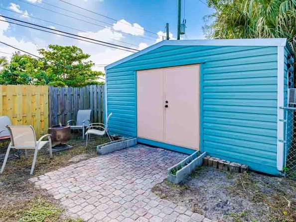 906 N A Street, Lake Worth Beach FL 33460