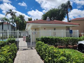 11972 NW 11th Street 11972, Pembroke Pines FL 33026