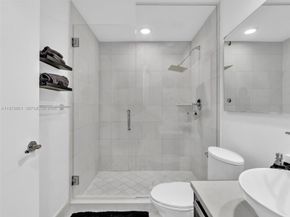 2950 NE 188th Street 312, Aventura FL 33180