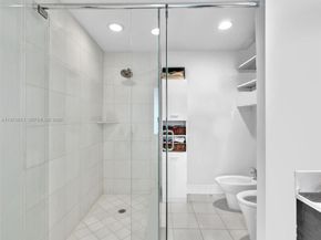 2950 NE 188th Street 312, Aventura FL 33180