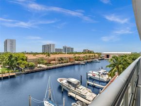 2950 NE 188th Street 312, Aventura FL 33180