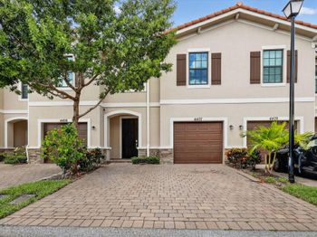 4407 Hemlock Drive