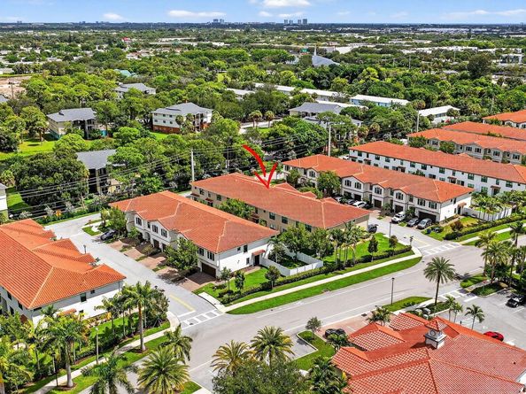 4407 Hemlock Drive, Riviera Beach FL 33410
