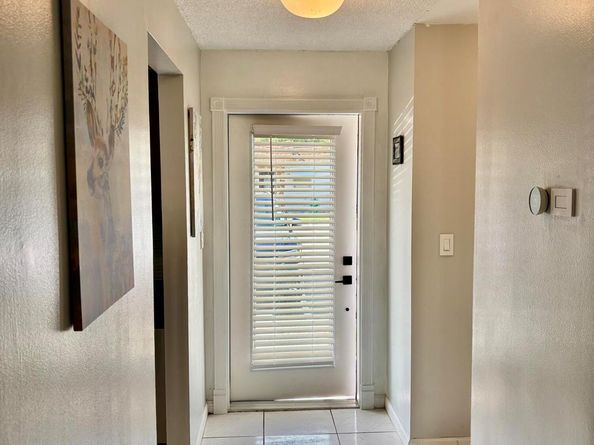 417 SW Natura Avenue B, Deerfield Beach FL 33441