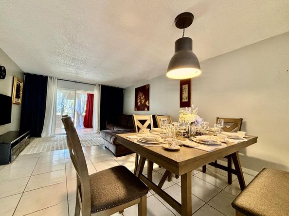 417 SW Natura Avenue B, Deerfield Beach FL 33441