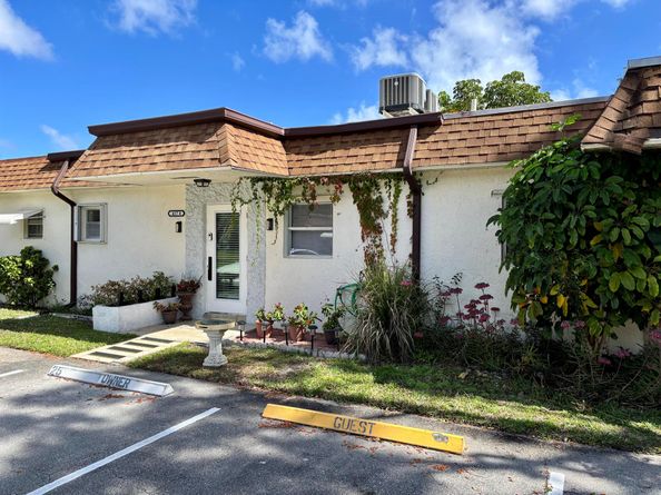 417 SW Natura Avenue B, Deerfield Beach FL 33441