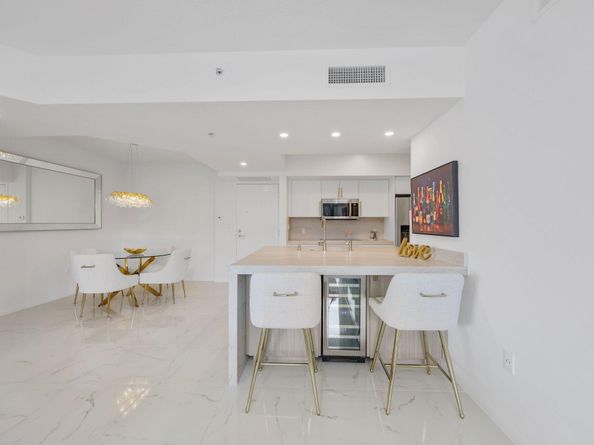 1551 N Flagler Drive 1216, West Palm Beach FL 33401