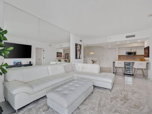 1551 N Flagler Drive 1216, West Palm Beach FL 33401