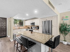 4527 Luxemburg Court, Lake Worth FL 33467