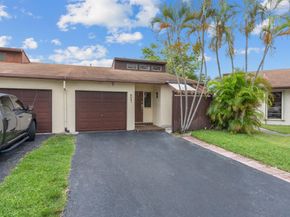 9941 SW 16th St, Pembroke Pines FL 33025