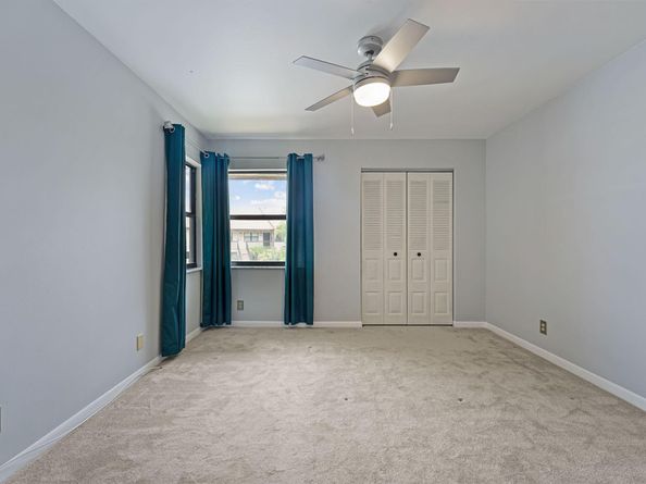 7681 Tahiti Lane 205, Lake Worth FL 33467