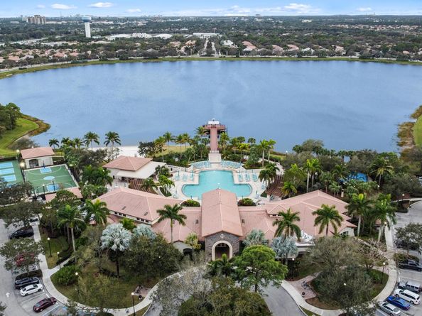 321 September Street, Palm Beach Gardens FL 33410