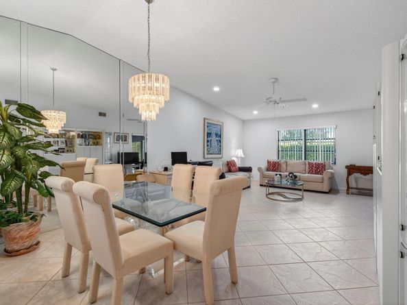 6272 Kings Gate Circle, Delray Beach FL 33484