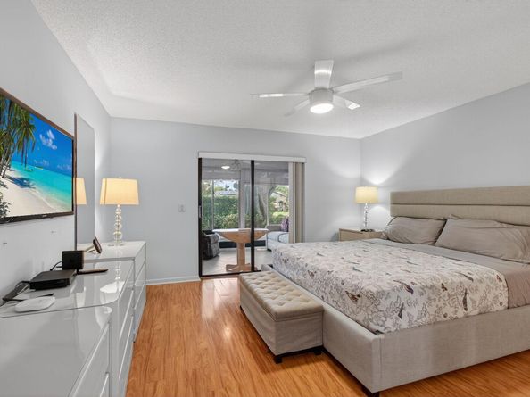 6272 Kings Gate Circle, Delray Beach FL 33484