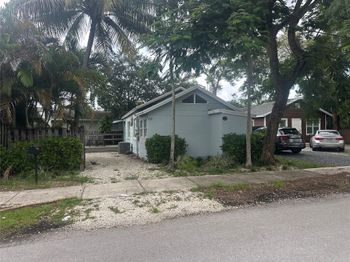 232 Seminole Ave