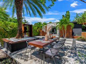 2711 NE 19th St, Fort Lauderdale FL 33305