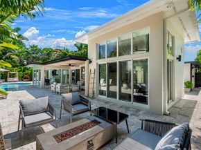 2711 NE 19th St, Fort Lauderdale FL 33305