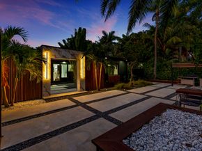 2711 NE 19th St, Fort Lauderdale FL 33305