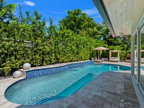 2711 NE 19th St, Fort Lauderdale FL 33305