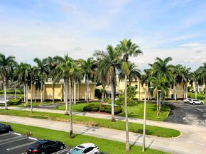 2520 NE 1st Court 408, Boynton Beach FL 33435