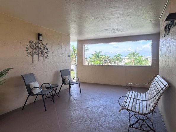 2520 NE 1st Court 408, Boynton Beach FL 33435