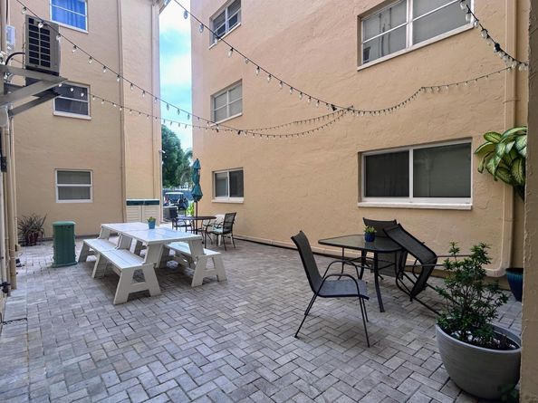 2520 NE 1st Court 408, Boynton Beach FL 33435