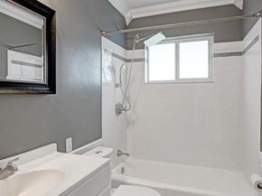 1281 NW 44th St, Deerfield Beach FL 33064