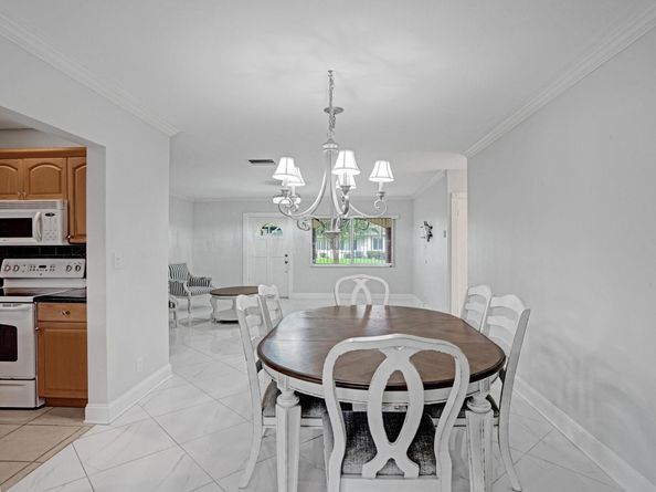 1281 NW 44th St, Deerfield Beach FL 33064