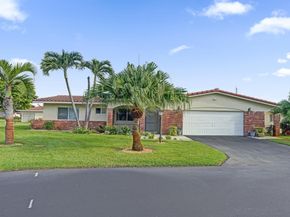 1281 NW 44th St, Deerfield Beach FL 33064