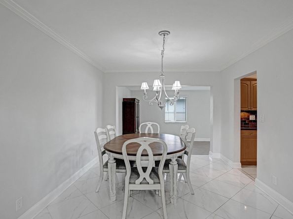 1281 NW 44th St, Deerfield Beach FL 33064